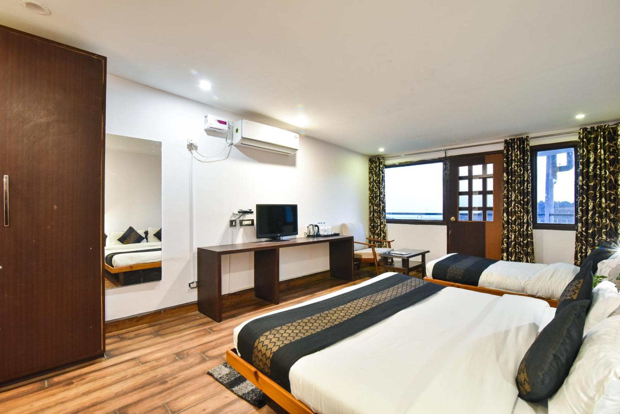 M Hotel And Restaurant McLeod Ganj Exterior photo